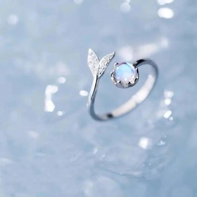 Bague pierre de lune queue de sirène