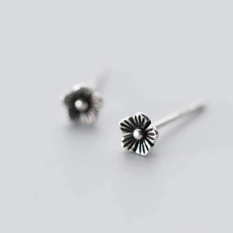 Boucles d'oreilles fleur de lotus en argent 925