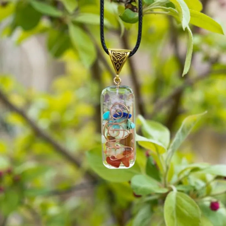 Collier 7 chakras pendentif orgonite