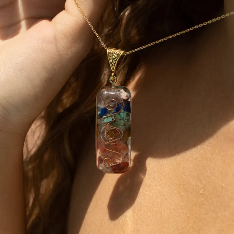 Collier 7 chakras pendentif orgonite
