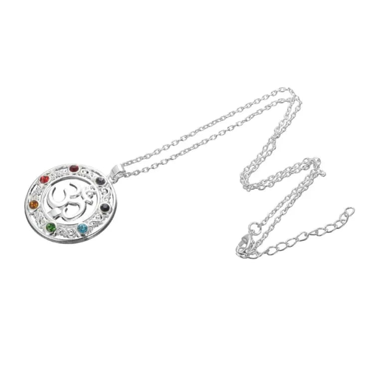 Collier 7 chakras symbole Om et cristal