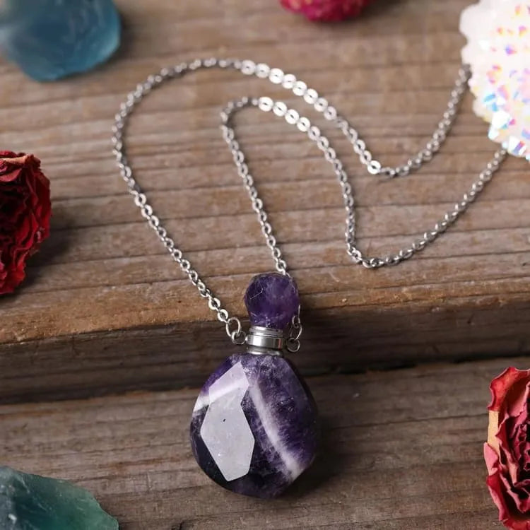 Collier pendentif diffuseur pierres naturelles