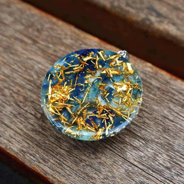 Orgonite pendentif céleste en cyanite