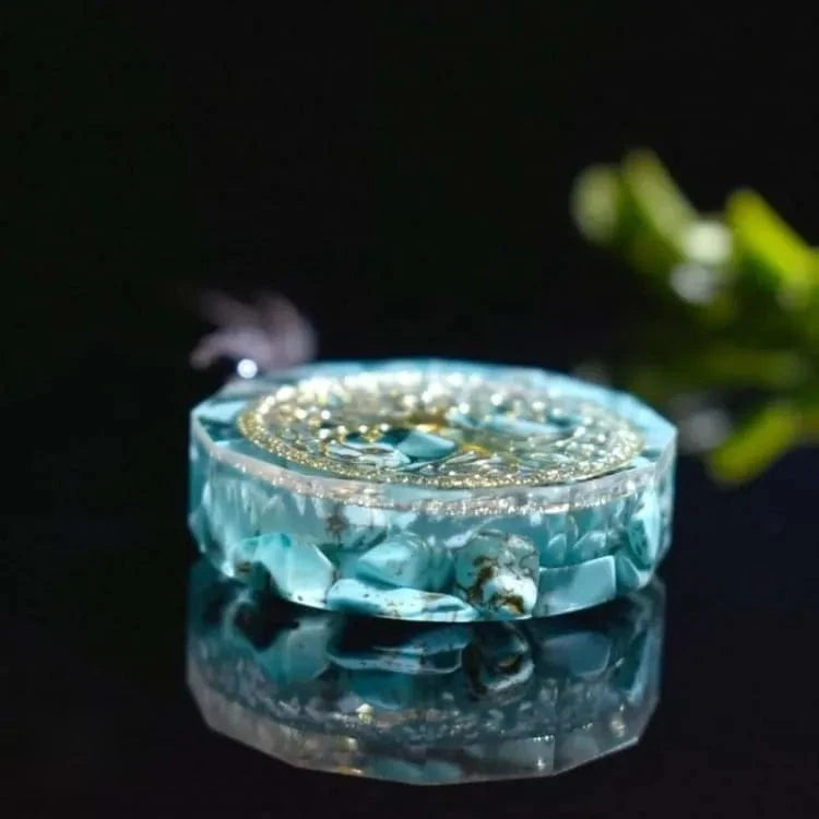 Collier arbre de vie en orgonite turquoise