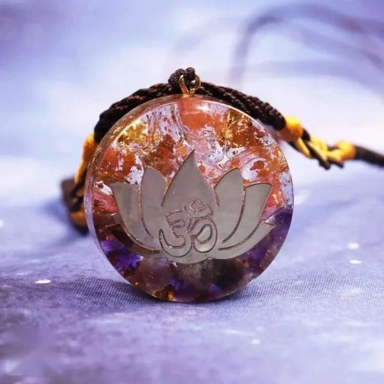 Collier améthyste orgonite fleur de lotus