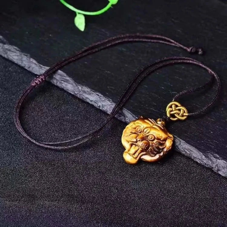 Collier oeil de tigre pendentif tigre tressé