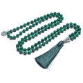 Mala tibétain en malachite à pompon