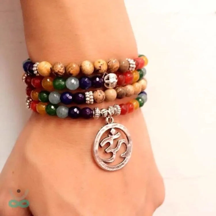 Bracelet 7 chakras en bois et pierres