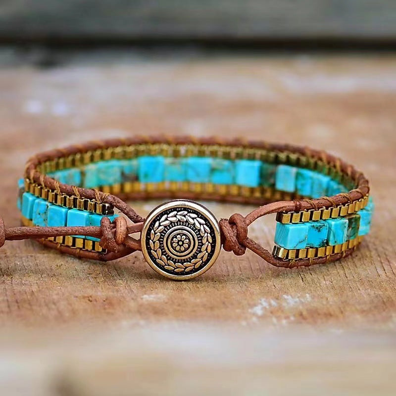 Bracelet turquoise carré en cuir tressé