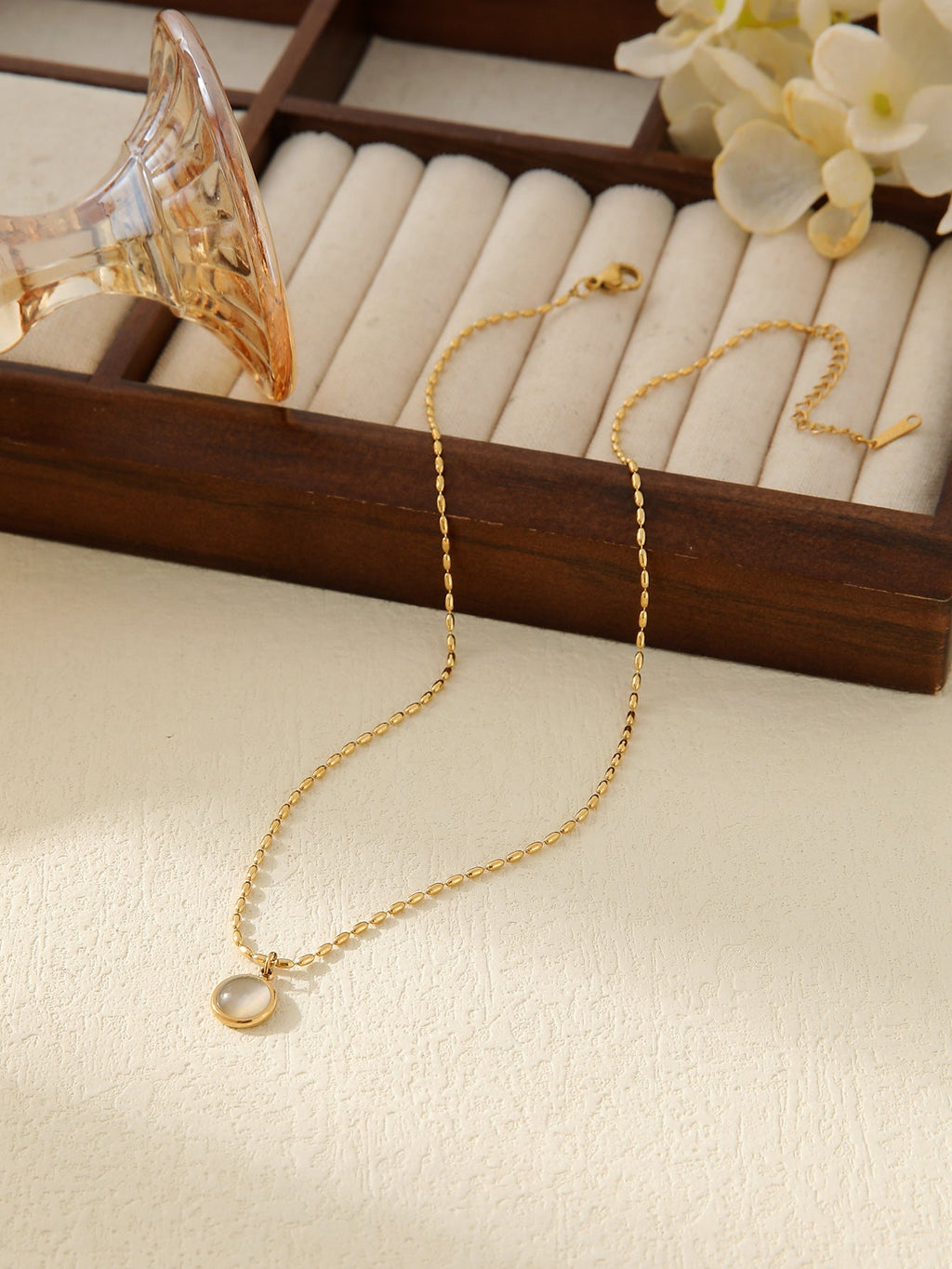 Collier pierres naturelles plaqué or