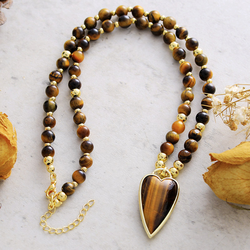 Collier oeil de tigre en forme de coeur