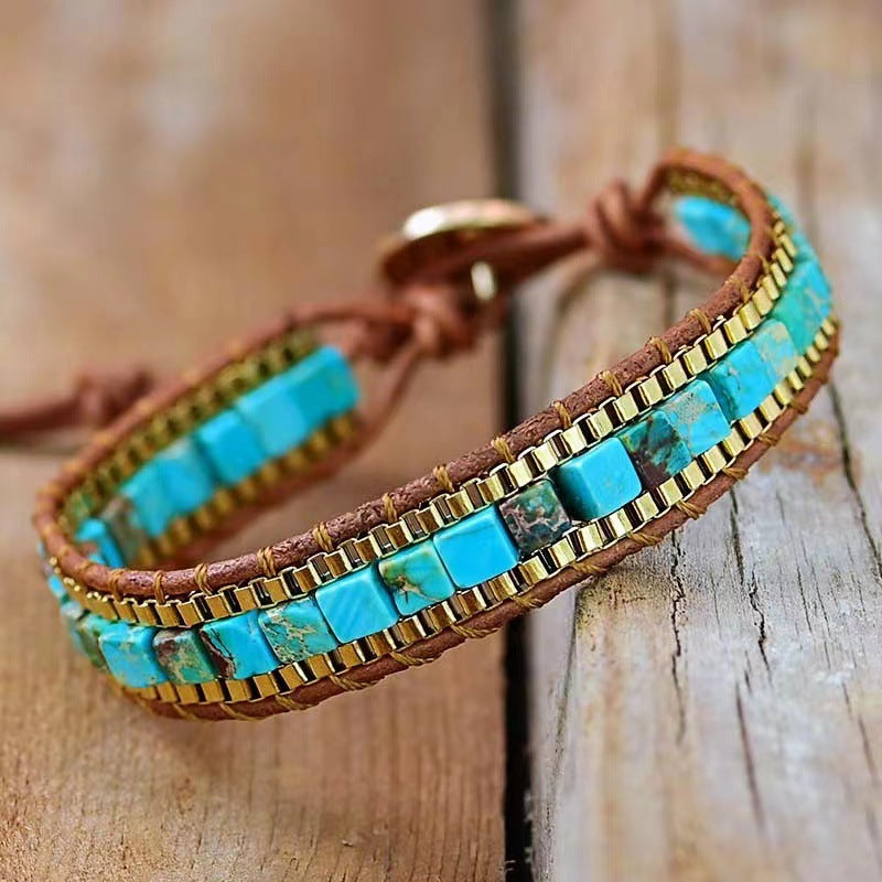 Bracelet turquoise carré en cuir tressé