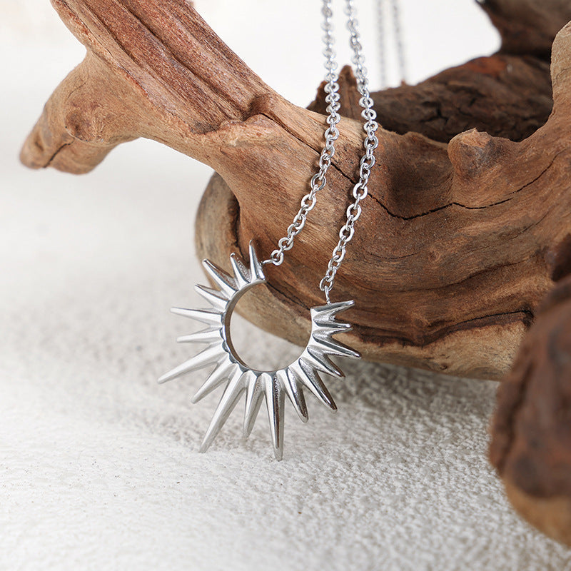 Collier de protection tournesol en titane