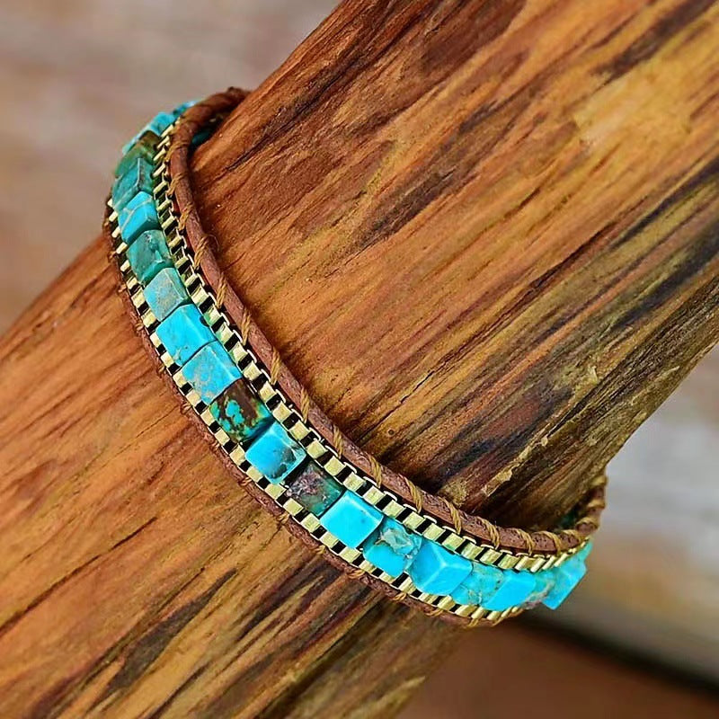 Bracelet turquoise carré en cuir tressé