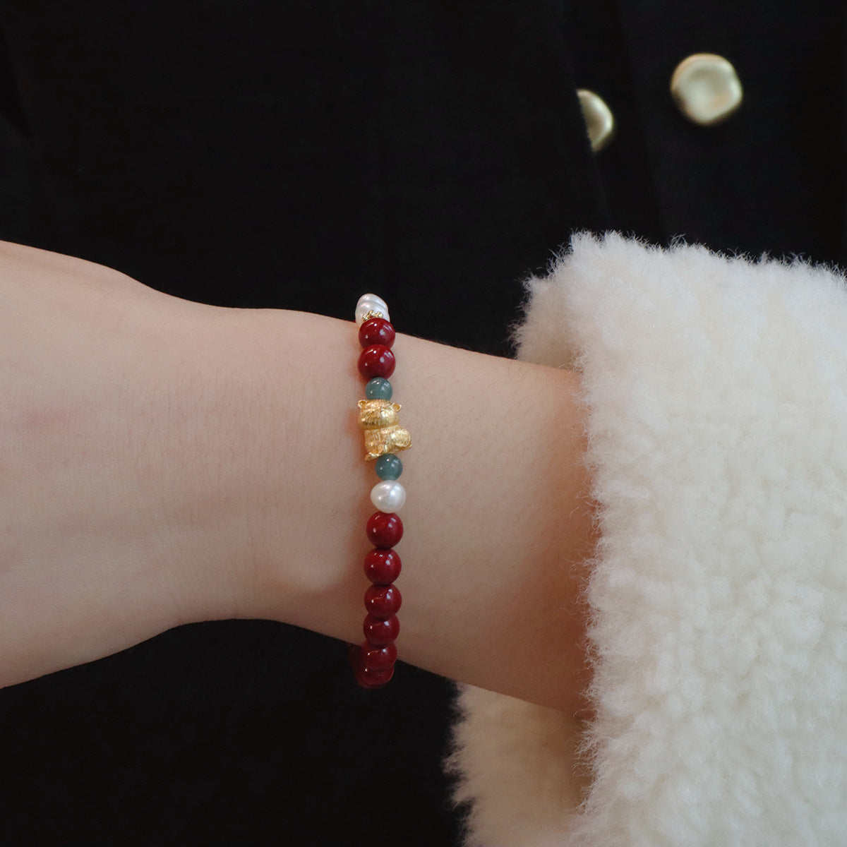 Bracelet jade et cinabre, breloque au choix