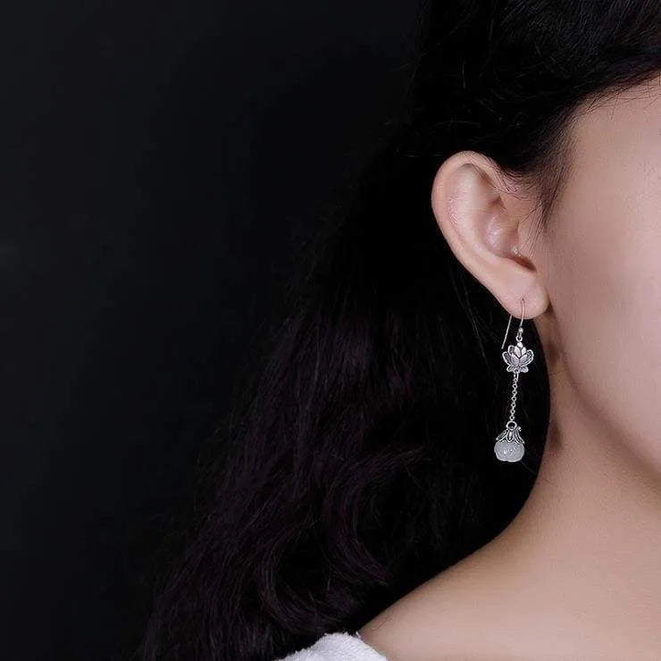 Boucles d'oreilles fleur de lotus en jade blanc