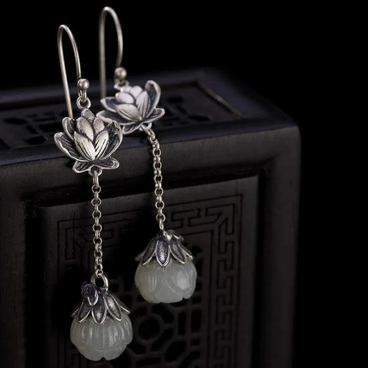 Boucles d'oreilles fleur de lotus en jade blanc