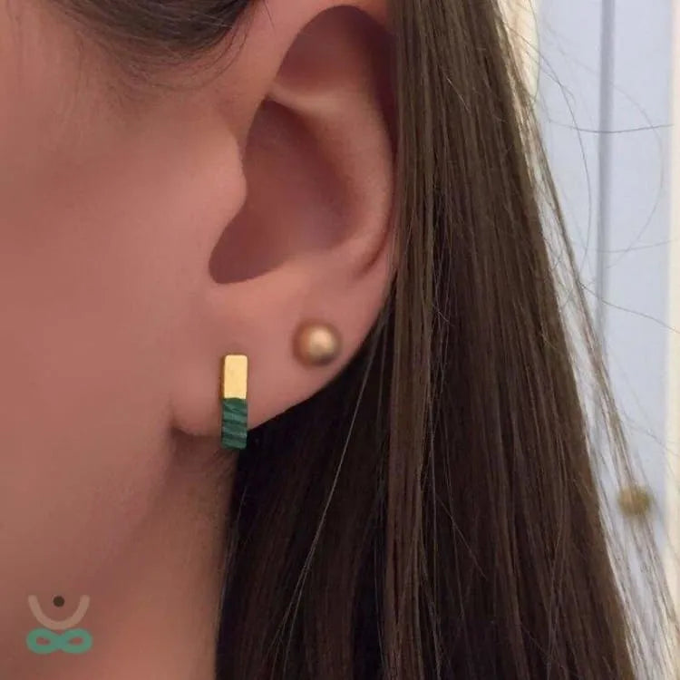 Petites boucles d'oreilles malachite