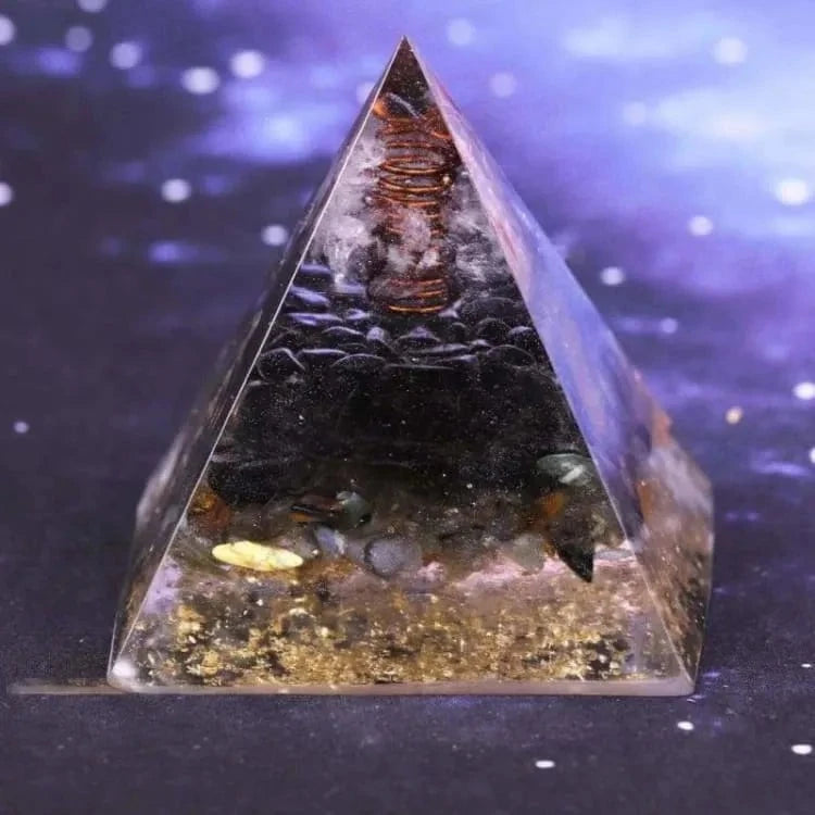 Orgonite pyramide améthyste et labradorite