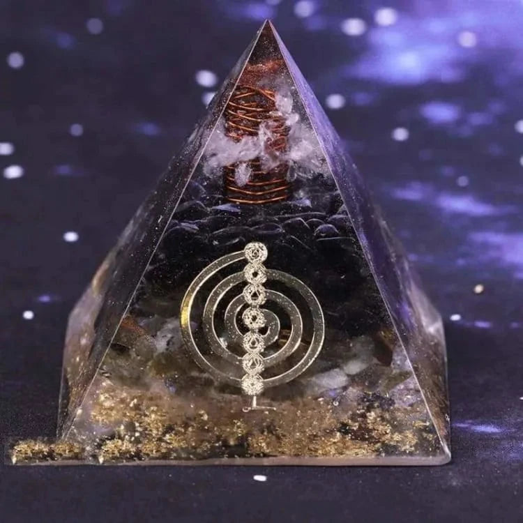 Orgonite pyramide améthyste et labradorite