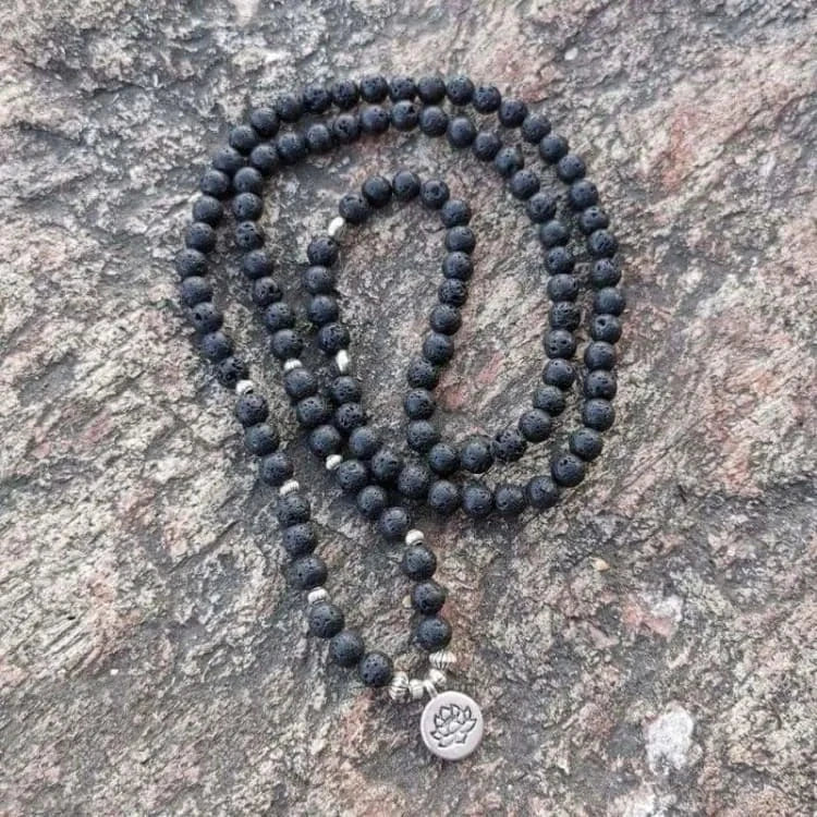 Mala tibétain en pierre de lave