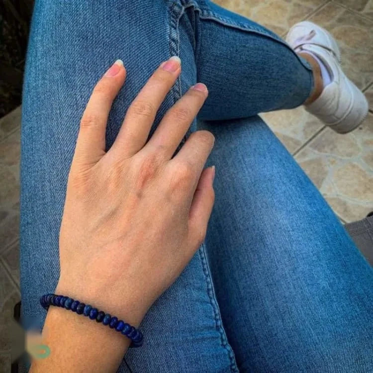 Bracelet lapis lazuli perception