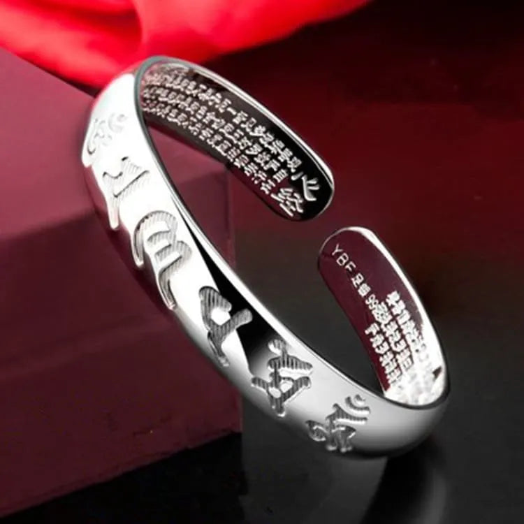 Bracelet tibétain aux lettres sanscrites