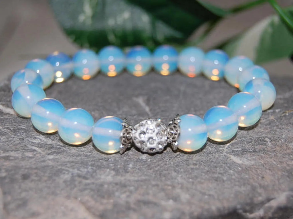Bracelet pierre de lune et pierre volcanique bleue
