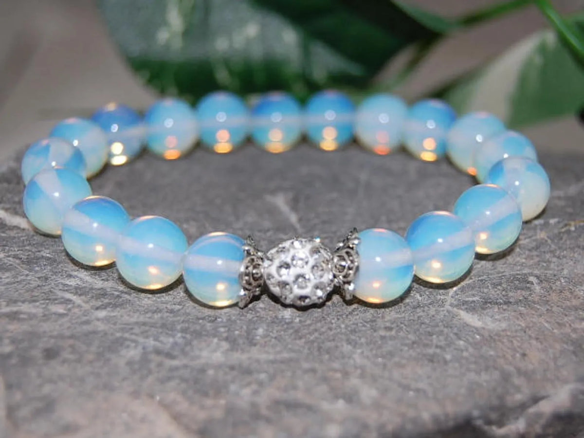 Bracelet pierre de lune et pierre volcanique bleue