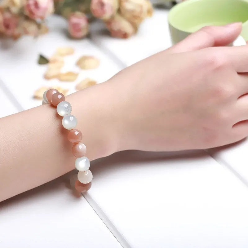Bracelet pierre de lune aux teintes nacrées