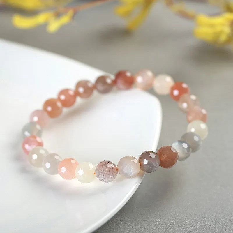 Bracelet pierre de lune aux teintes nacrées