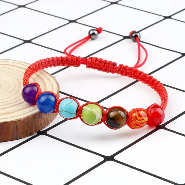 Bracelet 7 chakras noir, blanc et rouge