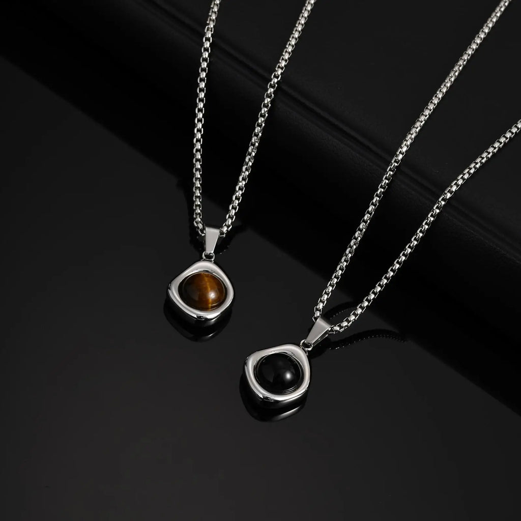 Collier oeil de tigre et agate pendentif irrégulier