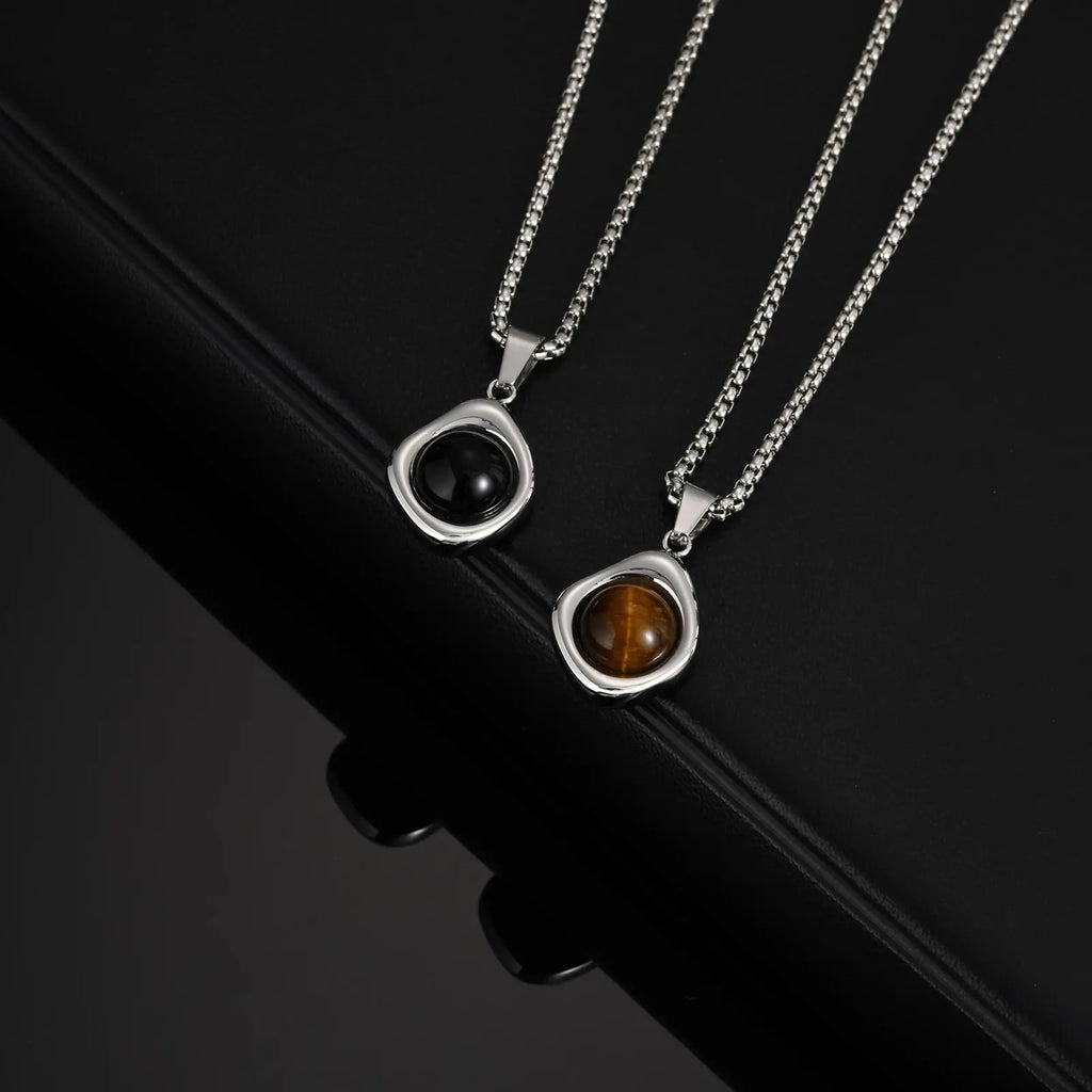 Collier oeil de tigre et agate pendentif irrégulier
