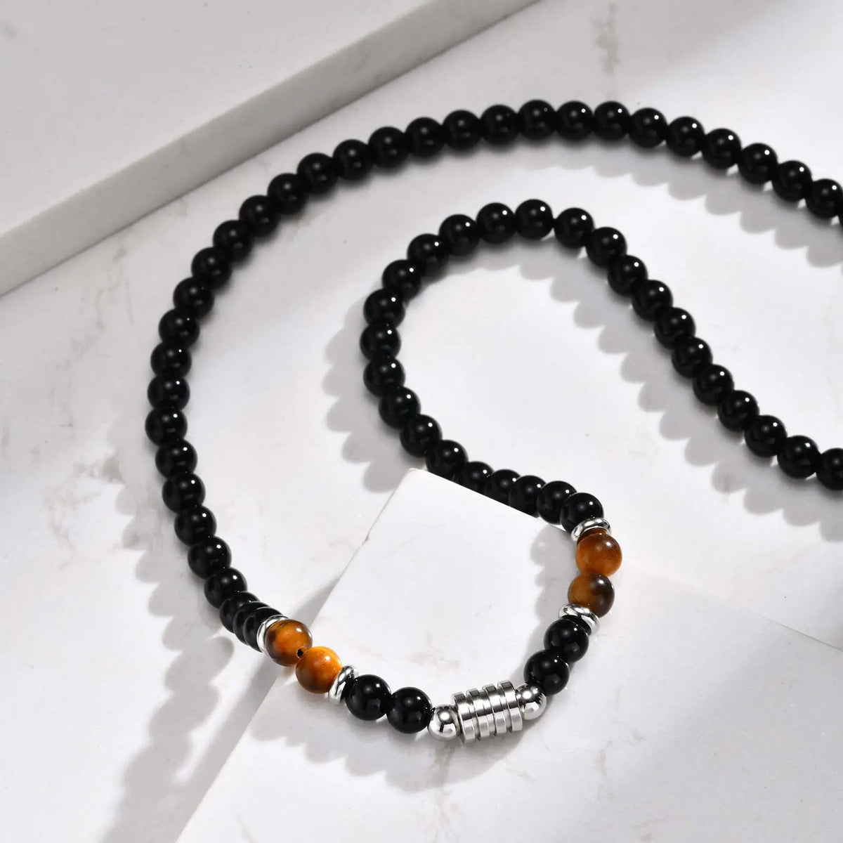 Collier oeil de tigre boucle OT vintage