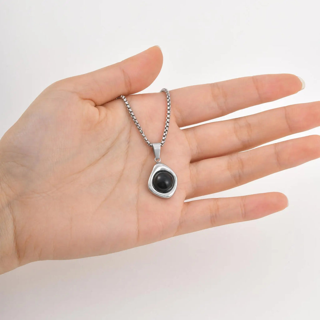 Collier oeil de tigre et agate pendentif irrégulier