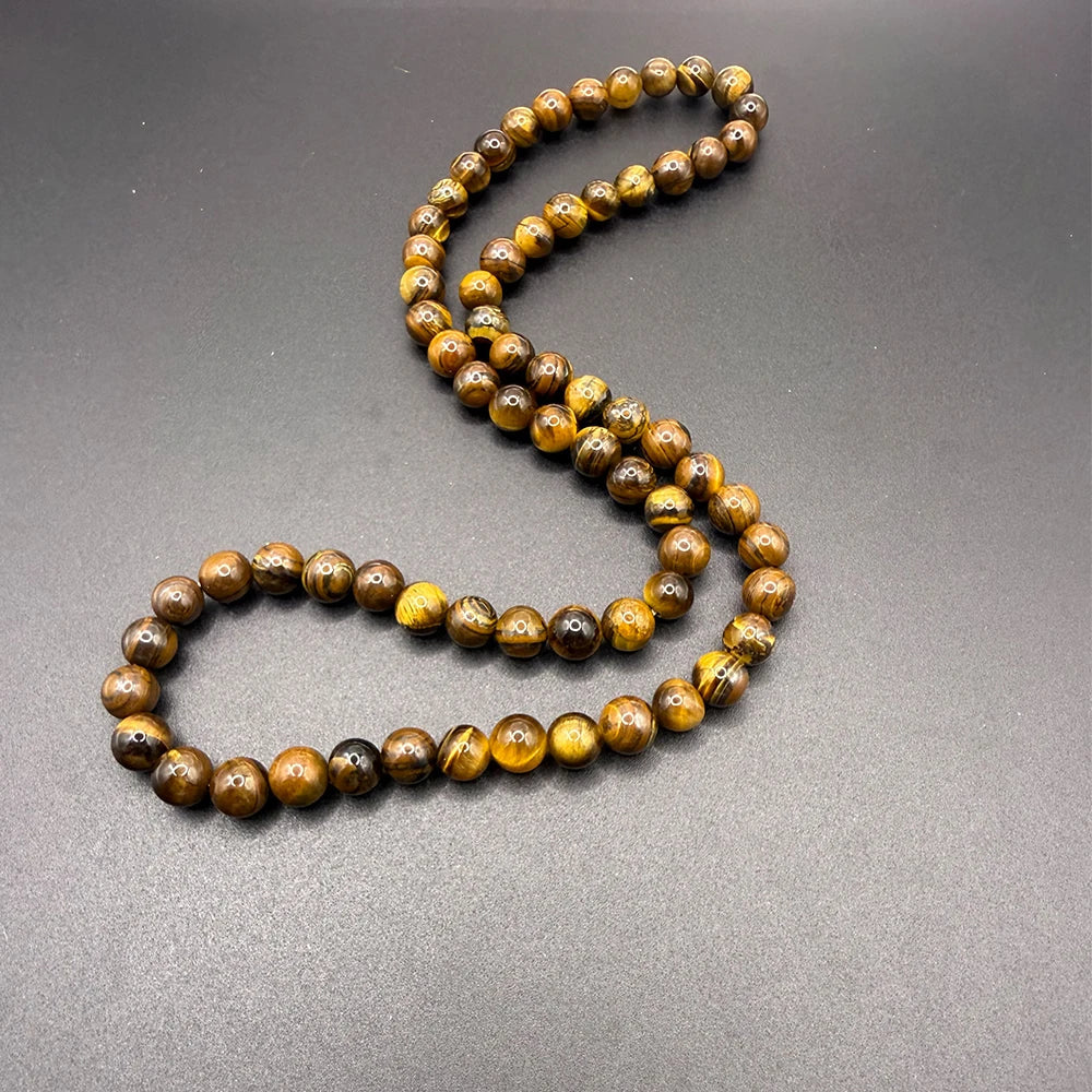 Collier oeil de tigre ou pierre de lave homme