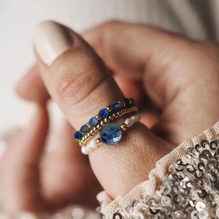 Bague lapis lazuli en trio de perles